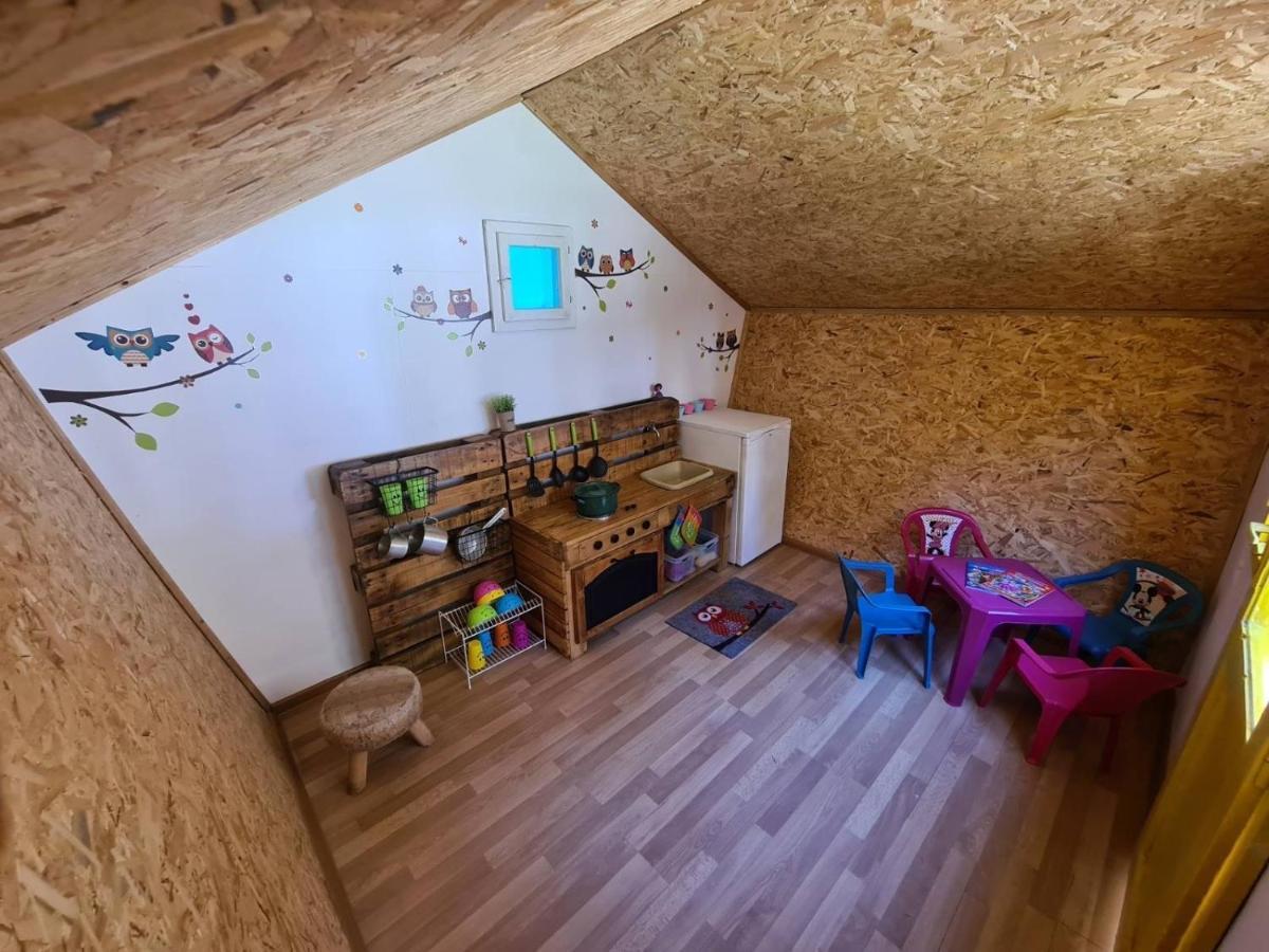 Вила Пенчеви, Кк. Цигов Чарк Luaran gambar